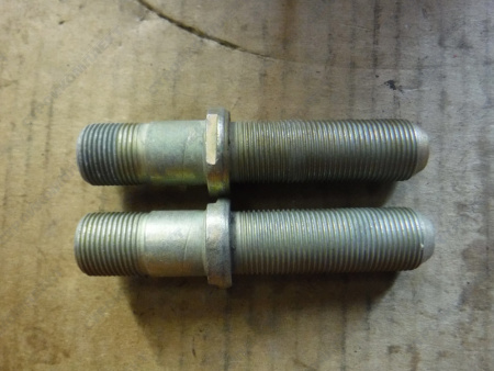 Болт ступицы задней 23-3103008-10 [23-3103008-10]