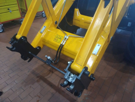 Быстросъемное устройство фронтального навесного оборудования 3СХ/4СХ/5CX (мех) с компл пальцев [QHBFR]